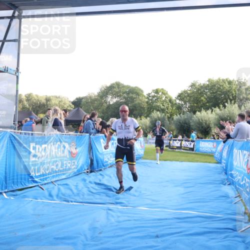 25.08.2024 - Elbe Triathlon Hamburg H.Heesch http://msf.ph/oto/6847846 25.08.2024 10:42:24 Ziel 72, 158, 274 meine-sportfotos.de