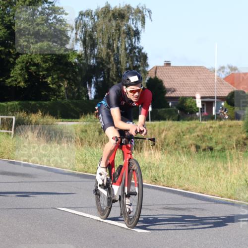 25.08.2024 - Elbe Triathlon Hamburg Fuchs,  Jonas http://msf.ph/oto/6847864 25.08.2024 09:10:09 Radfahren 202, 95, 166, 64, 248, 60 meine-sportfotos.de