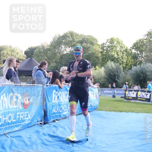 25.08.2024 - Elbe Triathlon Hamburg H.Heesch http://msf.ph/oto/6847957 25.08.2024 10:42:26 Ziel 72, 158, 274 meine-sportfotos.de
