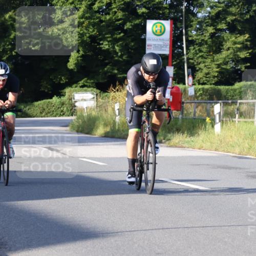 25.08.2024 - Elbe Triathlon Hamburg Fuchs,  Jonas http://msf.ph/oto/6847958 25.08.2024 09:10:20 Radfahren 35, 158, 258 meine-sportfotos.de