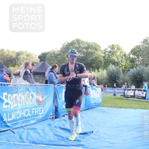 25.08.2024 - Elbe Triathlon Hamburg H.Heesch http://msf.ph/oto/6847991 25.08.2024 10:42:26 Ziel 72, 158, 274 meine-sportfotos.de