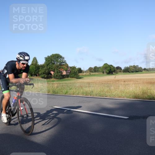 25.08.2024 - Elbe Triathlon Hamburg Fuchs,  Jonas http://msf.ph/oto/6848027 25.08.2024 09:10:22 Radfahren 35, 158, 258, 86 meine-sportfotos.de