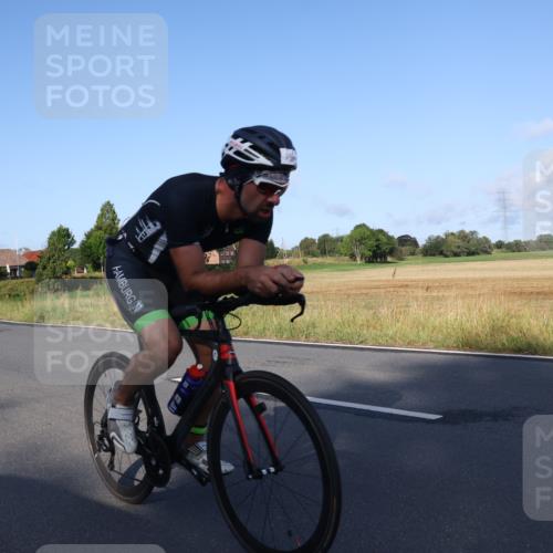 25.08.2024 - Elbe Triathlon Hamburg Fuchs,  Jonas http://msf.ph/oto/6848031 25.08.2024 09:10:22 Radfahren 35, 158, 258, 86 meine-sportfotos.de