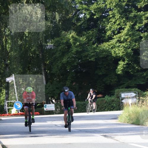 25.08.2024 - Elbe Triathlon Hamburg Fuchs,  Jonas http://msf.ph/oto/6848039 25.08.2024 09:52:51 Radfahren 255, 246, 427 meine-sportfotos.de