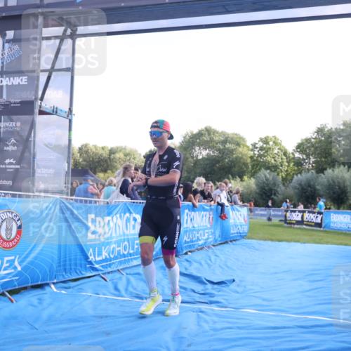 25.08.2024 - Elbe Triathlon Hamburg H.Heesch http://msf.ph/oto/6848049 25.08.2024 10:42:27 Ziel 72, 158, 274 meine-sportfotos.de