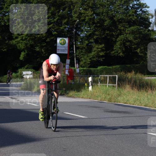 25.08.2024 - Elbe Triathlon Hamburg Fuchs,  Jonas http://msf.ph/oto/6848070 25.08.2024 09:10:27 Radfahren 158, 258, 86 meine-sportfotos.de