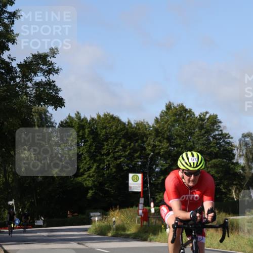 25.08.2024 - Elbe Triathlon Hamburg Fuchs,  Jonas http://msf.ph/oto/6848083 25.08.2024 09:52:55 Radfahren 246, 427, 347, 519 meine-sportfotos.de
