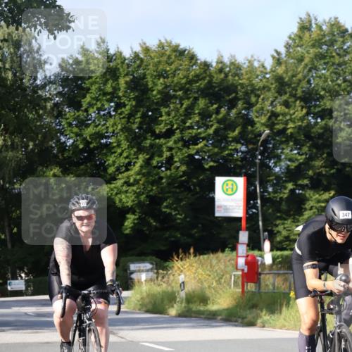 25.08.2024 - Elbe Triathlon Hamburg Fuchs,  Jonas http://msf.ph/oto/6848090 25.08.2024 09:53:01 Radfahren 427, 347, 519, 310, 403 meine-sportfotos.de