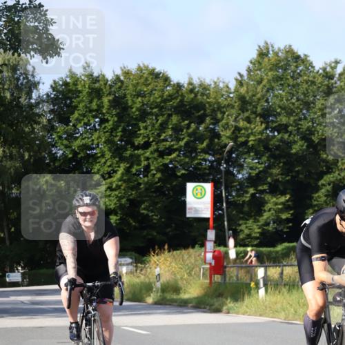 25.08.2024 - Elbe Triathlon Hamburg Fuchs,  Jonas http://msf.ph/oto/6848093 25.08.2024 09:53:01 Radfahren 427, 347, 519, 310, 403 meine-sportfotos.de