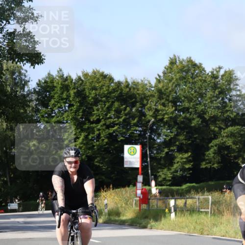 25.08.2024 - Elbe Triathlon Hamburg Fuchs,  Jonas http://msf.ph/oto/6848097 25.08.2024 09:53:01 Radfahren 427, 347, 519, 310, 403 meine-sportfotos.de