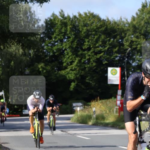 25.08.2024 - Elbe Triathlon Hamburg Fuchs,  Jonas http://msf.ph/oto/6848204 25.08.2024 09:53:09 Radfahren 310, 403, 342, 404, 465, 123, 479 meine-sportfotos.de