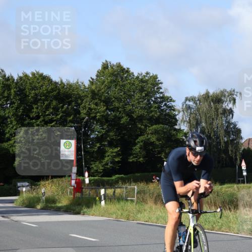 25.08.2024 - Elbe Triathlon Hamburg Fuchs,  Jonas http://msf.ph/oto/6848250 25.08.2024 09:53:11 Radfahren 342, 404, 465, 123, 479 meine-sportfotos.de