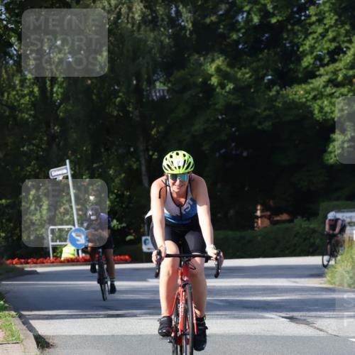 25.08.2024 - Elbe Triathlon Hamburg Fuchs,  Jonas http://msf.ph/oto/6848257 25.08.2024 09:53:12 Radfahren 342, 404, 465, 123, 479, 553 meine-sportfotos.de