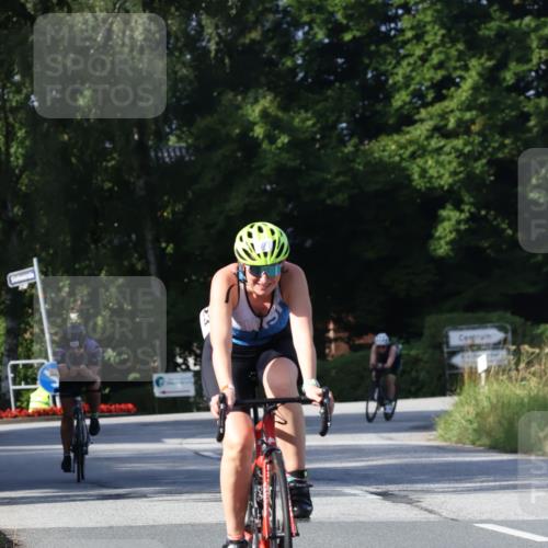 25.08.2024 - Elbe Triathlon Hamburg Fuchs,  Jonas http://msf.ph/oto/6848263 25.08.2024 09:53:12 Radfahren 342, 404, 465, 123, 479, 553 meine-sportfotos.de