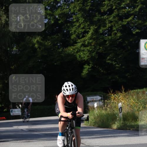 25.08.2024 - Elbe Triathlon Hamburg Fuchs,  Jonas http://msf.ph/oto/6848298 25.08.2024 09:53:18 Radfahren 123, 479, 553, 419, 226, 365 meine-sportfotos.de