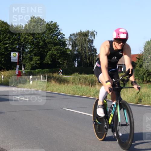 25.08.2024 - Elbe Triathlon Hamburg Fuchs,  Jonas http://msf.ph/oto/6848332 25.08.2024 09:10:47 Radfahren 309, 122, 74, 230, 77 meine-sportfotos.de
