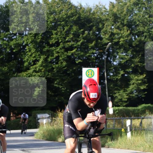 25.08.2024 - Elbe Triathlon Hamburg Fuchs,  Jonas http://msf.ph/oto/6848348 25.08.2024 09:53:21 Radfahren 479, 553, 419, 226, 365, 451 meine-sportfotos.de