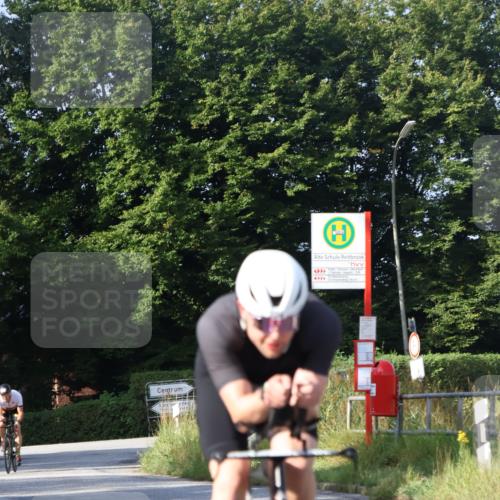 25.08.2024 - Elbe Triathlon Hamburg Fuchs,  Jonas http://msf.ph/oto/6848362 25.08.2024 09:53:22 Radfahren 553, 419, 226, 365, 451 meine-sportfotos.de
