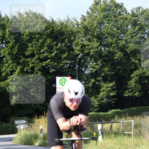 25.08.2024 - Elbe Triathlon Hamburg Fuchs,  Jonas http://msf.ph/oto/6848368 25.08.2024 09:53:22 Radfahren 553, 419, 226, 365, 451 meine-sportfotos.de