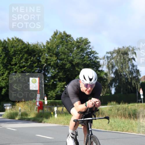 25.08.2024 - Elbe Triathlon Hamburg Fuchs,  Jonas http://msf.ph/oto/6848379 25.08.2024 09:53:23 Radfahren 553, 419, 226, 365, 451 meine-sportfotos.de