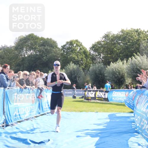 25.08.2024 - Elbe Triathlon Hamburg H.Heesch http://msf.ph/oto/6848425 25.08.2024 10:43:15 Ziel 203 meine-sportfotos.de