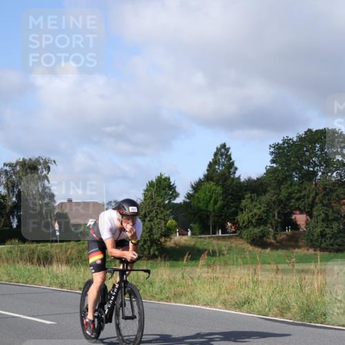 25.08.2024 - Elbe Triathlon Hamburg Fuchs,  Jonas http://msf.ph/oto/6848451 25.08.2024 09:53:27 Radfahren 226, 365, 451 meine-sportfotos.de