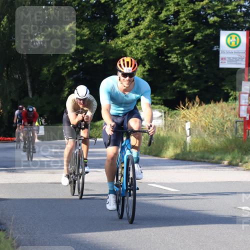 25.08.2024 - Elbe Triathlon Hamburg Fuchs,  Jonas http://msf.ph/oto/6848481 25.08.2024 09:10:57 Radfahren 77, 238, 97, 284, 210 meine-sportfotos.de