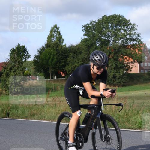 25.08.2024 - Elbe Triathlon Hamburg Fuchs,  Jonas http://msf.ph/oto/6848496 25.08.2024 09:53:37 Radfahren 506, 322 meine-sportfotos.de