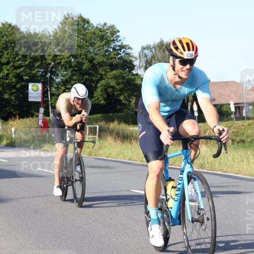 25.08.2024 - Elbe Triathlon Hamburg Fuchs,  Jonas http://msf.ph/oto/6848521 25.08.2024 09:10:58 Radfahren 238, 97, 284, 210 meine-sportfotos.de