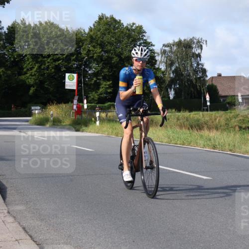 25.08.2024 - Elbe Triathlon Hamburg Fuchs,  Jonas http://msf.ph/oto/6848565 25.08.2024 09:53:49 Radfahren 322, 489, 464, 430 meine-sportfotos.de