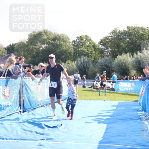 25.08.2024 - Elbe Triathlon Hamburg H.Heesch http://msf.ph/oto/6848584 25.08.2024 10:43:32 Ziel 67, 313 meine-sportfotos.de