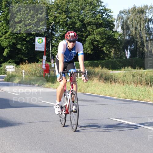 25.08.2024 - Elbe Triathlon Hamburg Fuchs,  Jonas http://msf.ph/oto/6848591 25.08.2024 09:11:03 Radfahren 238, 97, 284, 210 meine-sportfotos.de