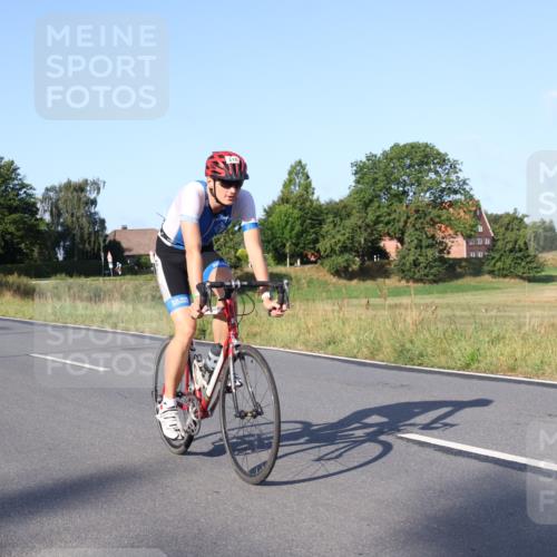 25.08.2024 - Elbe Triathlon Hamburg Fuchs,  Jonas http://msf.ph/oto/6848617 25.08.2024 09:11:03 Radfahren 238, 97, 284, 210 meine-sportfotos.de