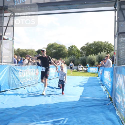 25.08.2024 - Elbe Triathlon Hamburg H.Heesch http://msf.ph/oto/6848666 25.08.2024 10:43:33 Ziel 67, 313 meine-sportfotos.de