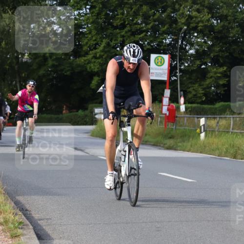 25.08.2024 - Elbe Triathlon Hamburg Fuchs,  Jonas http://msf.ph/oto/6848670 25.08.2024 09:54:07 Radfahren 496, 405, 281, 296, 375 meine-sportfotos.de