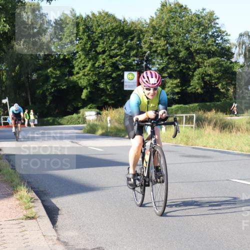 25.08.2024 - Elbe Triathlon Hamburg Fuchs,  Jonas http://msf.ph/oto/6848672 25.08.2024 09:11:13 Radfahren 134, 270, 47 meine-sportfotos.de