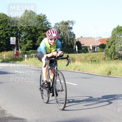 25.08.2024 - Elbe Triathlon Hamburg Fuchs,  Jonas http://msf.ph/oto/6848689 25.08.2024 09:11:13 Radfahren 134, 270, 47 meine-sportfotos.de