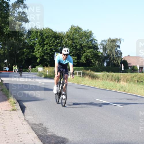 25.08.2024 - Elbe Triathlon Hamburg Fuchs,  Jonas http://msf.ph/oto/6848723 25.08.2024 09:11:16 Radfahren 134, 270, 47 meine-sportfotos.de
