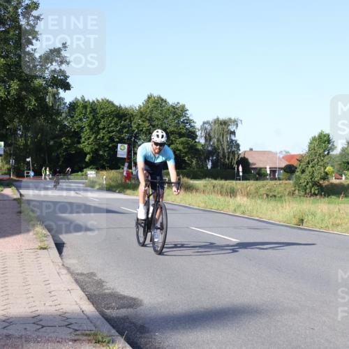 25.08.2024 - Elbe Triathlon Hamburg Fuchs,  Jonas http://msf.ph/oto/6848727 25.08.2024 09:11:16 Radfahren 134, 270, 47 meine-sportfotos.de
