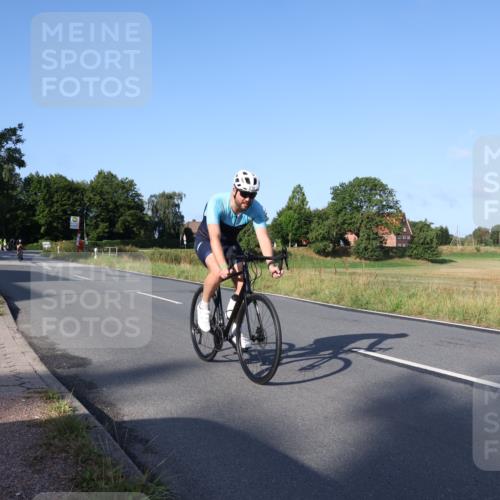 25.08.2024 - Elbe Triathlon Hamburg Fuchs,  Jonas http://msf.ph/oto/6848752 25.08.2024 09:11:16 Radfahren 134, 270, 47 meine-sportfotos.de