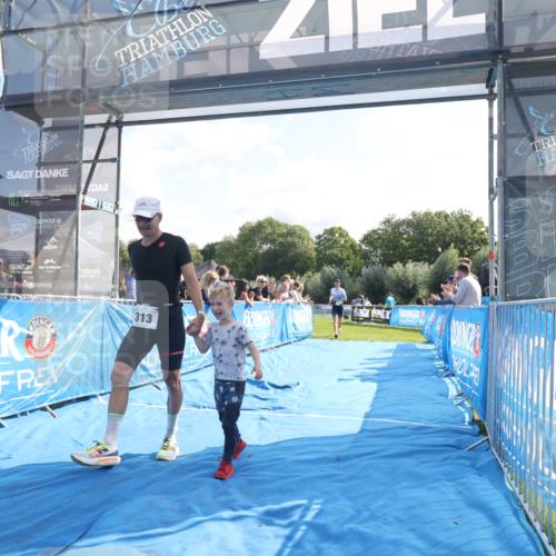 25.08.2024 - Elbe Triathlon Hamburg H.Heesch http://msf.ph/oto/6848760 25.08.2024 10:43:34 Ziel 67, 313 meine-sportfotos.de