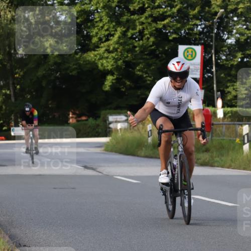 25.08.2024 - Elbe Triathlon Hamburg Fuchs,  Jonas http://msf.ph/oto/6848784 25.08.2024 09:54:12 Radfahren 405, 281, 296, 375, 338, 278 meine-sportfotos.de