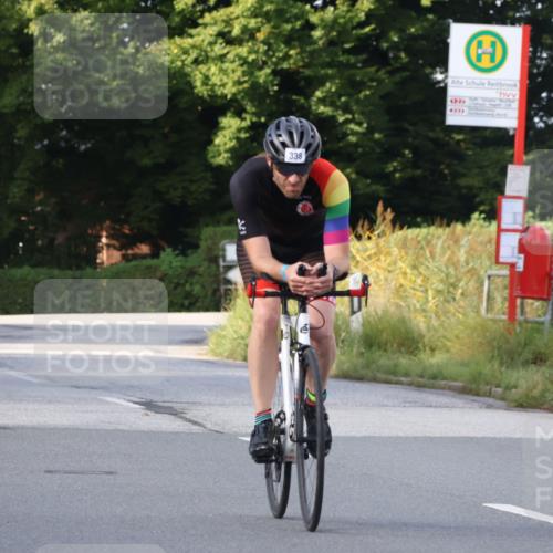 25.08.2024 - Elbe Triathlon Hamburg Fuchs,  Jonas http://msf.ph/oto/6848788 25.08.2024 09:54:14 Radfahren 281, 296, 375, 338, 278 meine-sportfotos.de