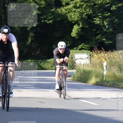 25.08.2024 - Elbe Triathlon Hamburg Fuchs,  Jonas http://msf.ph/oto/6848816 25.08.2024 09:11:22 Radfahren 270, 47, 318, 226, 58 meine-sportfotos.de