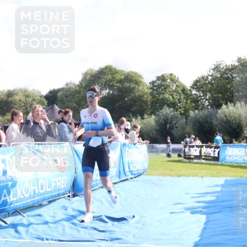 25.08.2024 - Elbe Triathlon Hamburg H.Heesch http://msf.ph/oto/6848844 25.08.2024 10:43:37 Ziel 67, 313 meine-sportfotos.de