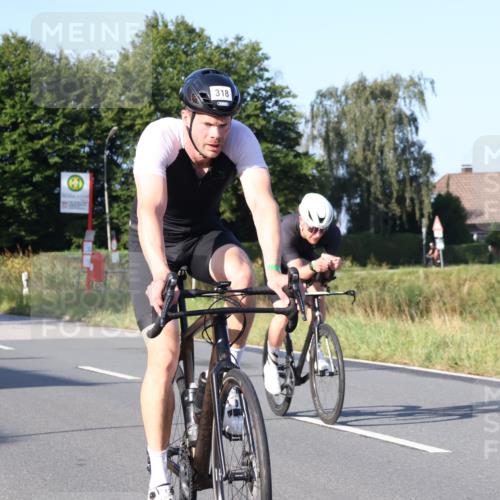 25.08.2024 - Elbe Triathlon Hamburg Fuchs,  Jonas http://msf.ph/oto/6848850 25.08.2024 09:11:24 Radfahren 47, 318, 226, 58 meine-sportfotos.de