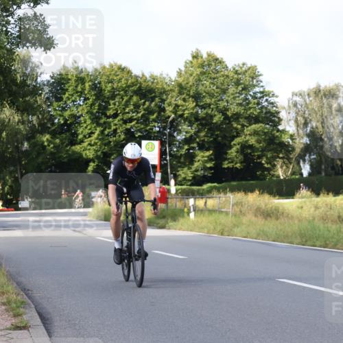 25.08.2024 - Elbe Triathlon Hamburg Fuchs,  Jonas http://msf.ph/oto/6848866 25.08.2024 09:54:18 Radfahren 375, 338, 278, 368 meine-sportfotos.de