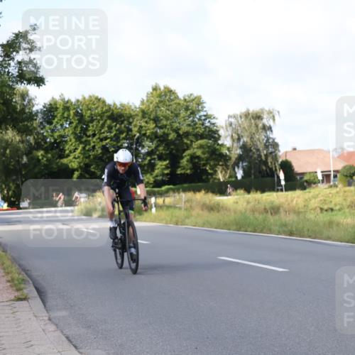 25.08.2024 - Elbe Triathlon Hamburg Fuchs,  Jonas http://msf.ph/oto/6848869 25.08.2024 09:54:18 Radfahren 375, 338, 278, 368 meine-sportfotos.de