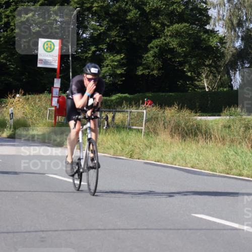 25.08.2024 - Elbe Triathlon Hamburg Fuchs,  Jonas http://msf.ph/oto/6848938 25.08.2024 09:54:26 Radfahren 368, 390, 119, 363, 518 meine-sportfotos.de