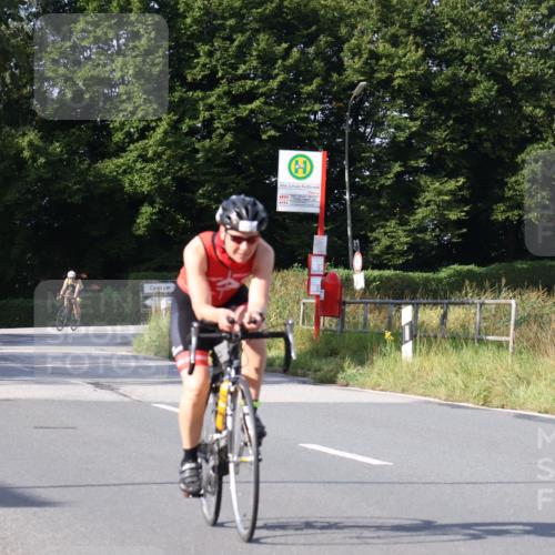 25.08.2024 - Elbe Triathlon Hamburg Fuchs,  Jonas http://msf.ph/oto/6848969 25.08.2024 09:54:27 Radfahren 368, 390, 119, 363, 518, 248 meine-sportfotos.de